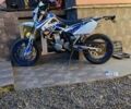 Белый Сузуки DR-Z 400SM, объемом двигателя 0.4 л и пробегом 35 тыс. км за 6000 $, фото 1 на Automoto.ua