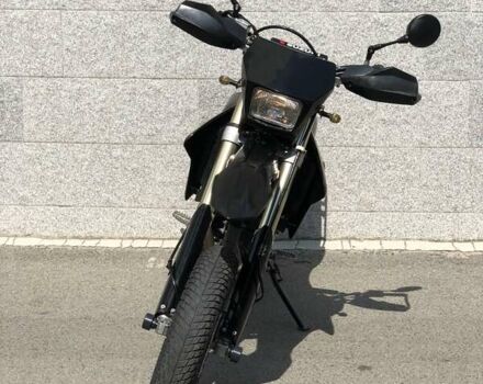 Черный Сузуки DR-Z 400SM, объемом двигателя 0.4 л и пробегом 75 тыс. км за 5200 $, фото 4 на Automoto.ua