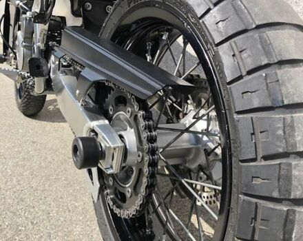 Черный Сузуки DR-Z 400SM, объемом двигателя 0.4 л и пробегом 75 тыс. км за 5200 $, фото 13 на Automoto.ua