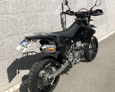 Черный Сузуки DR-Z 400SM, объемом двигателя 0.4 л и пробегом 75 тыс. км за 5200 $, фото 3 на Automoto.ua