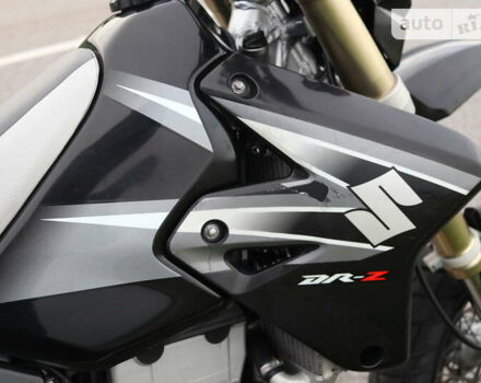 Черный Сузуки DR-Z 400SM, объемом двигателя 0.4 л и пробегом 37 тыс. км за 5000 $, фото 14 на Automoto.ua