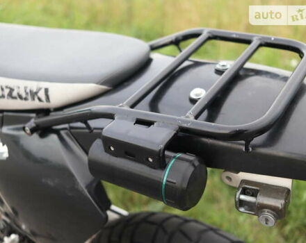 Черный Сузуки DR-Z 400SM, объемом двигателя 0.4 л и пробегом 37 тыс. км за 5000 $, фото 15 на Automoto.ua