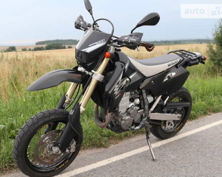 Черный Сузуки DR-Z 400SM, объемом двигателя 0.4 л и пробегом 37 тыс. км за 5000 $, фото 6 на Automoto.ua