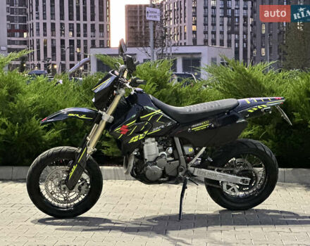 Черный Сузуки DR-Z 400SM, объемом двигателя 0.4 л и пробегом 53 тыс. км за 4300 $, фото 9 на Automoto.ua