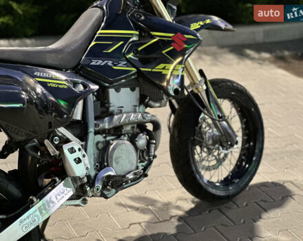 Черный Сузуки DR-Z 400SM, объемом двигателя 0.4 л и пробегом 53 тыс. км за 4300 $, фото 3 на Automoto.ua