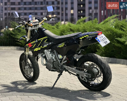 Черный Сузуки DR-Z 400SM, объемом двигателя 0.4 л и пробегом 53 тыс. км за 4300 $, фото 6 на Automoto.ua
