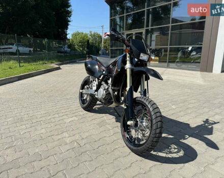 Чорний Сузукі DR-Z 400SM, об'ємом двигуна 0.4 л та пробігом 25 тис. км за 5300 $, фото 4 на Automoto.ua
