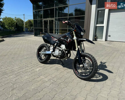 Чорний Сузукі DR-Z 400SM, об'ємом двигуна 0.4 л та пробігом 25 тис. км за 5300 $, фото 5 на Automoto.ua
