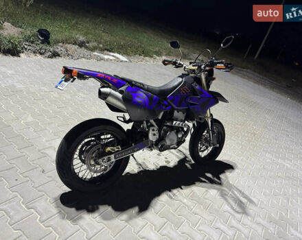 Черный Сузуки DR-Z 400SM, объемом двигателя 0.4 л и пробегом 44 тыс. км за 5700 $, фото 3 на Automoto.ua