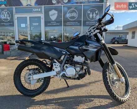 Черный Сузуки DR-Z 400SM, объемом двигателя 0.4 л и пробегом 7 тыс. км за 7499 $, фото 4 на Automoto.ua