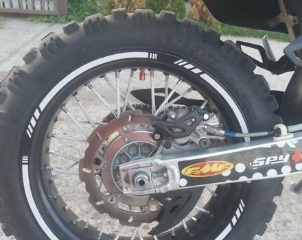 Сузуки DR-Z 400SM, объемом двигателя 0 л и пробегом 29 тыс. км за 6000 $, фото 12 на Automoto.ua