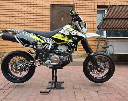 Желтый Сузуки DR-Z 400SM, объемом двигателя 0.4 л и пробегом 40 тыс. км за 4900 $, фото 9 на Automoto.ua