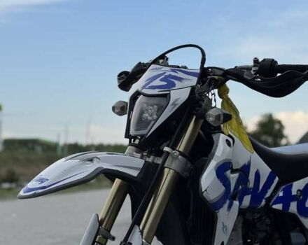 Серый Сузуки DR-Z 400SM, объемом двигателя 0.4 л и пробегом 6 тыс. км за 5500 $, фото 7 на Automoto.ua