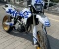 Серый Сузуки DR-Z 400SM, объемом двигателя 0.4 л и пробегом 6 тыс. км за 6600 $, фото 1 на Automoto.ua