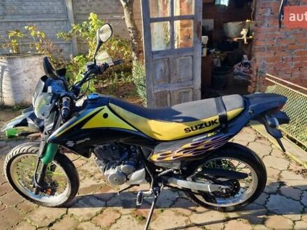 Черный Сузуки DR 250, объемом двигателя 0 л и пробегом 21 тыс. км за 1550 $, фото 1 на Automoto.ua