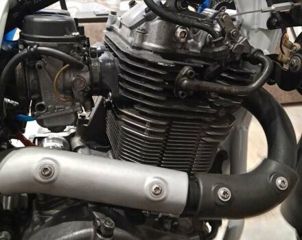 Синий Сузуки DR 800, объемом двигателя 0.78 л и пробегом 1 тыс. км за 4000 $, фото 6 на Automoto.ua