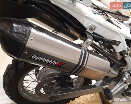 Синий Сузуки DR 800, объемом двигателя 0.78 л и пробегом 1 тыс. км за 4000 $, фото 5 на Automoto.ua