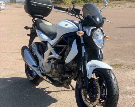 Сузуки Gladius 400, объемом двигателя 0 л и пробегом 34 тыс. км за 3800 $, фото 1 на Automoto.ua