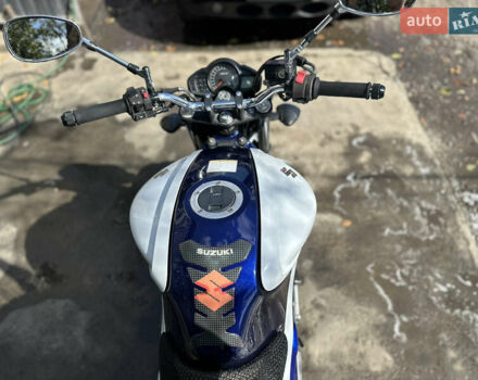 Сузуки Gladius 400, объемом двигателя 0.4 л и пробегом 43 тыс. км за 3700 $, фото 7 на Automoto.ua