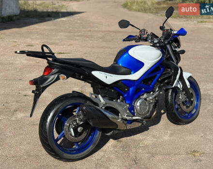 Сузуки Gladius 400, объемом двигателя 0 л и пробегом 21 тыс. км за 4200 $, фото 3 на Automoto.ua