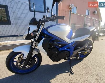 Синий Сузуки Gladius 400, объемом двигателя 0.4 л и пробегом 17 тыс. км за 4300 $, фото 2 на Automoto.ua