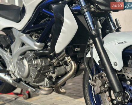 Синий Сузуки Gladius 400, объемом двигателя 0.4 л и пробегом 16 тыс. км за 3800 $, фото 2 на Automoto.ua