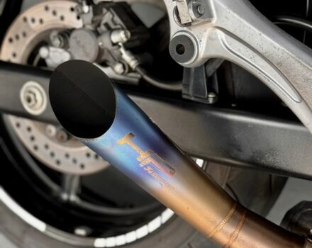 Сузуки Gladius 650, объемом двигателя 0.65 л и пробегом 0 тыс. км за 4400 $, фото 11 на Automoto.ua