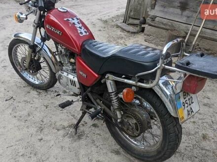 Сузукі GN 125 2013 у Рівному на Automoto.ua Чорний Сузукі GN 125, об'ємом двигуна 0.12 л та пробігом 36 тис. км за 525 $, фото 1 на Automoto.ua