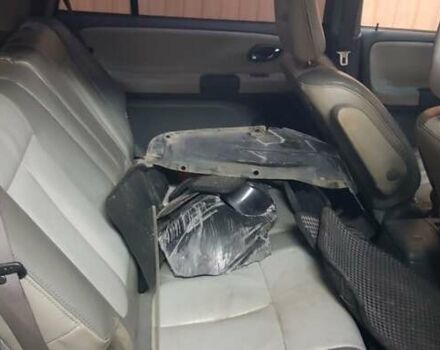 Черный Сузуки Grand Vitara XL7, объемом двигателя 0 л и пробегом 180 тыс. км за 2500 $, фото 16 на Automoto.ua