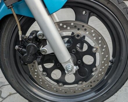 Сузуки GS 500, объемом двигателя 0.5 л и пробегом 0 тыс. км за 2000 $, фото 4 на Automoto.ua