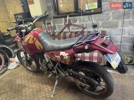 Сузукі GS 500E 1995 у Кривому Розі на Automoto.ua Червоний Сузукі GS 500E, об'ємом двигуна 0.67 л та пробігом 36 тис. км за 1600 $, фото 1 на Automoto.ua
