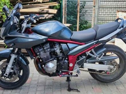 Сузукі GSF 1200S Bandit 2006 у Белой Церкве на Automoto.ua Сірий Сузукі GSF 1200S Bandit, об'ємом двигуна 1.2 л та пробігом 50 тис. км за 5299 $, фото 1 на Automoto.ua