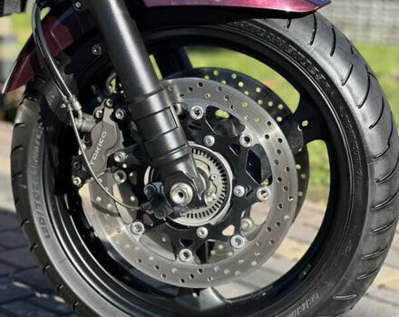 Красный Сузуки GSF 1250, объемом двигателя 1.25 л и пробегом 37 тыс. км за 5600 $, фото 1 на Automoto.ua