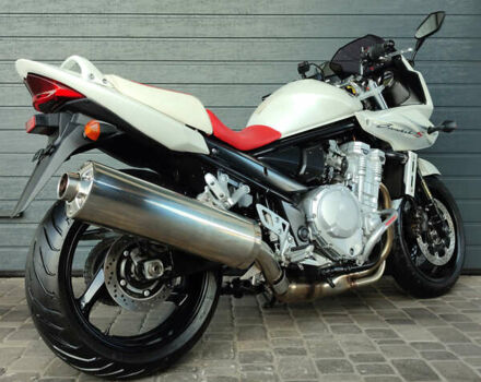 Белый Сузуки GSF 1250S, объемом двигателя 1.25 л и пробегом 36 тыс. км за 6000 $, фото 4 на Automoto.ua