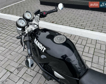 Черный Сузуки GSF 400 Bandit, объемом двигателя 0.4 л и пробегом 47 тыс. км за 2100 $, фото 3 на Automoto.ua