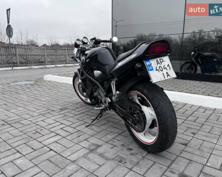 Черный Сузуки GSF 400 Bandit, объемом двигателя 0.4 л и пробегом 47 тыс. км за 2100 $, фото 2 на Automoto.ua