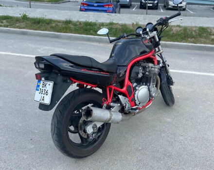 Черный Сузуки GSF 600 Bandit, объемом двигателя 0.6 л и пробегом 60 тыс. км за 2500 $, фото 2 на Automoto.ua