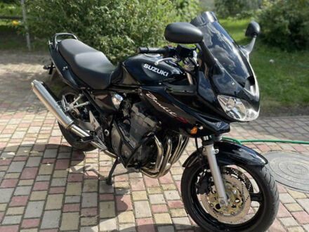 Сузуки GSF 600 Bandit S 2004 в Ровно на Automoto.ua Черный Сузуки GSF 600 Bandit S, объемом двигателя 0.6 л и пробегом 44 тыс. км за 4300 $, фото 1 на Automoto.ua