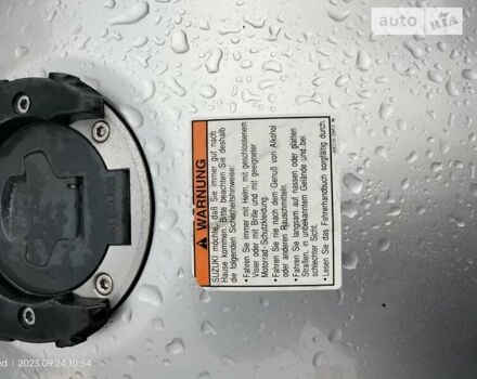 Серый Сузуки GSF 600 Bandit S, объемом двигателя 0.6 л и пробегом 35 тыс. км за 3800 $, фото 12 на Automoto.ua