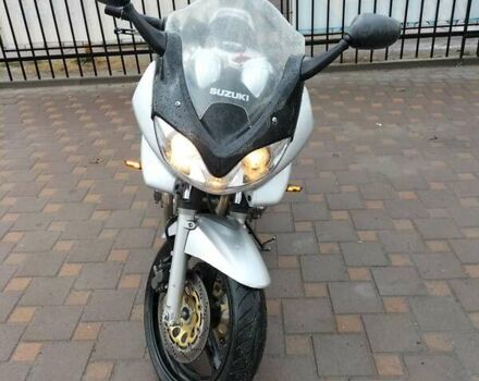 Серый Сузуки GSF 600 Bandit S, объемом двигателя 0.6 л и пробегом 35 тыс. км за 3800 $, фото 25 на Automoto.ua