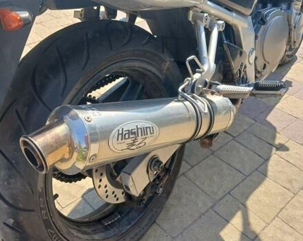 Серый Сузуки GSF 600 Bandit S, объемом двигателя 0.6 л и пробегом 35 тыс. км за 4000 $, фото 5 на Automoto.ua