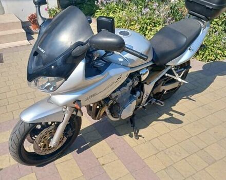 Серый Сузуки GSF 600 Bandit S, объемом двигателя 0.6 л и пробегом 35 тыс. км за 4000 $, фото 2 на Automoto.ua