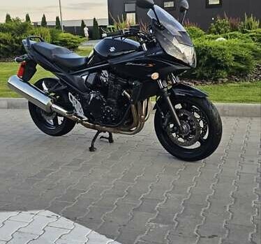 Сузуки GSF 650 Bandit, объемом двигателя 0 л и пробегом 47 тыс. км за 5100 $, фото 6 на Automoto.ua