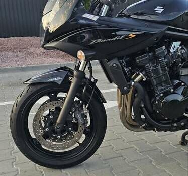 Сузуки GSF 650 Bandit, объемом двигателя 0 л и пробегом 47 тыс. км за 5100 $, фото 28 на Automoto.ua