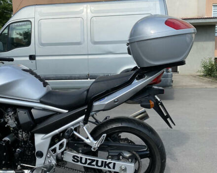Сузуки GSF 650 Bandit, объемом двигателя 0 л и пробегом 3 тыс. км за 4250 $, фото 4 на Automoto.ua