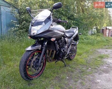 Сузуки GSF 650 Bandit 2010 в Львове на Automoto.ua Серый Сузуки GSF 650 Bandit, объемом двигателя 0.65 л и пробегом 66 тыс. км за 3699 $, фото 2 на Automoto.ua