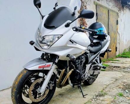 Сірий Сузукі GSF 650 Bandit, об'ємом двигуна 0.65 л та пробігом 31 тис. км за 4250 $, фото 1 на Automoto.ua