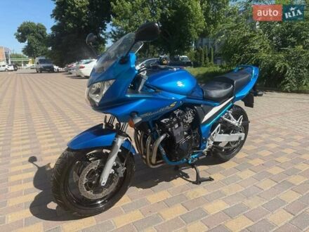 Сузуки GSF 650 Bandit 2005 в Ровно на Automoto.ua Синий Сузуки GSF 650 Bandit, объемом двигателя 0.65 л и пробегом 30 тыс. км за 4400 $, фото 1 на Automoto.ua