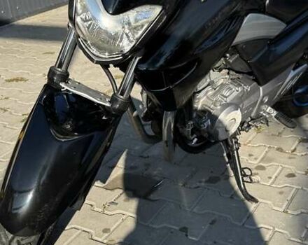 Чорний Сузукі GSR 250, об'ємом двигуна 0.25 л та пробігом 33 тис. км за 1750 $, фото 4 на Automoto.ua