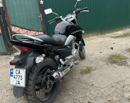 Черный Сузуки GSR 250, объемом двигателя 0.25 л и пробегом 18 тыс. км за 2700 $, фото 3 на Automoto.ua